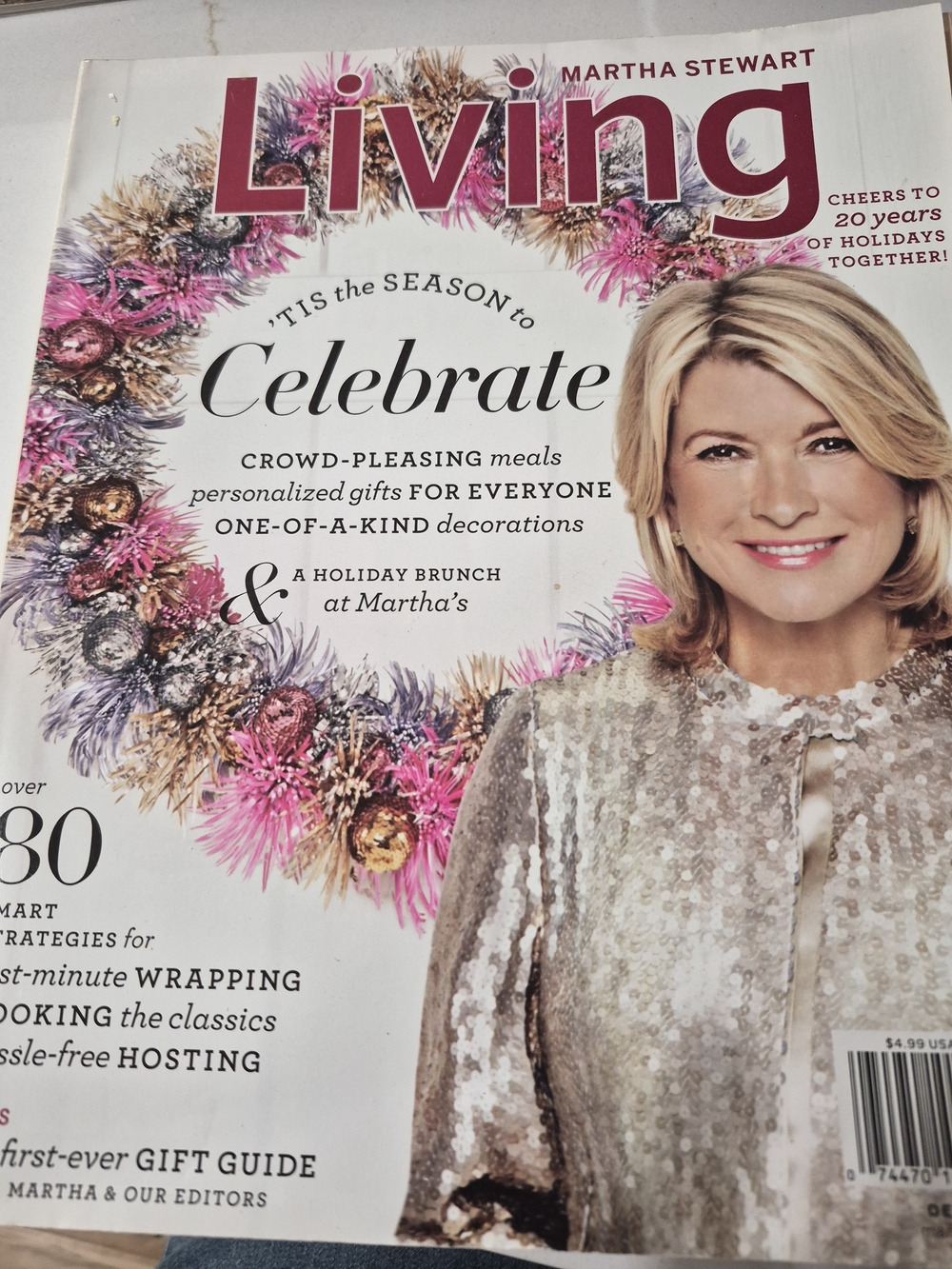 Martha Stewart -Holiday Decor December 2010